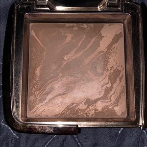 Hourglass Ambient Lighting Bronzer
